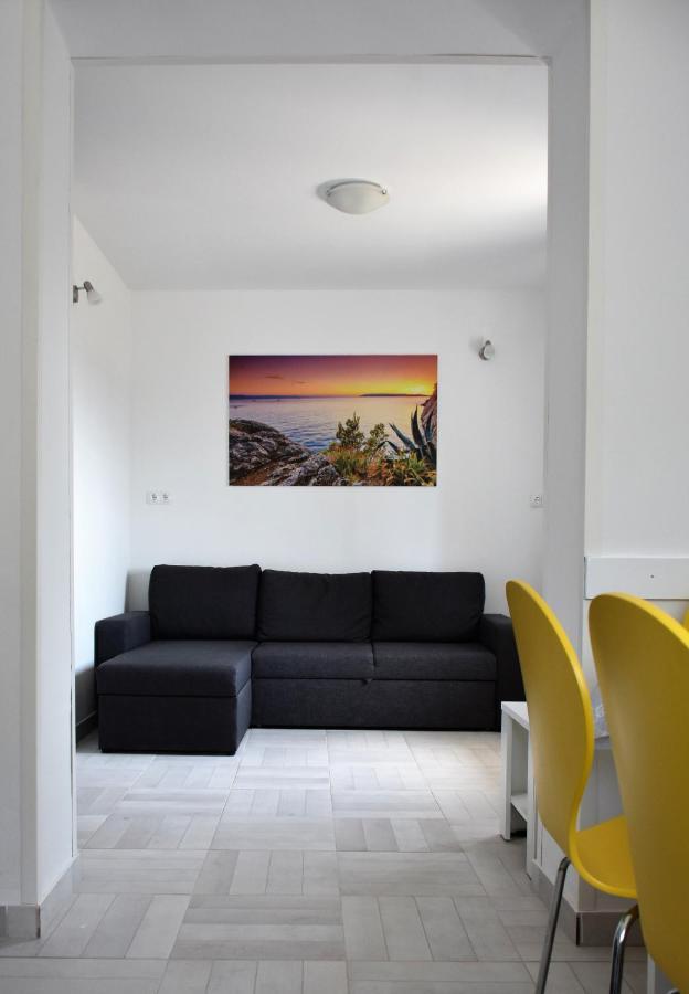 Apartment Meryl Mravince Exterior foto